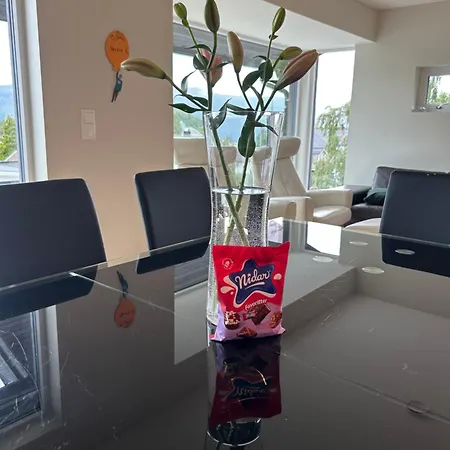 فيلة Husafjellet Ålesund